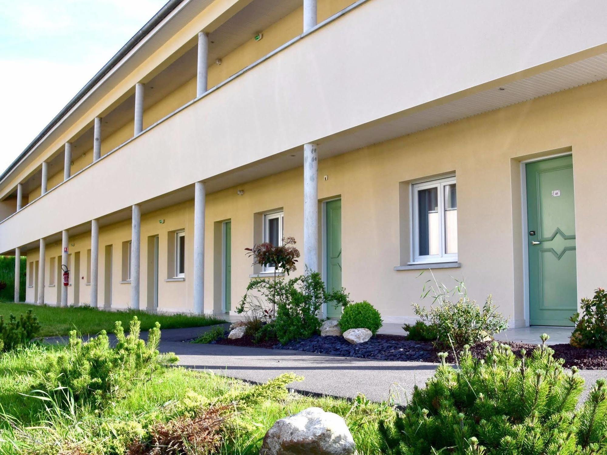 Hotel Logis Des Sources Créney-près-Troyes Exterior foto